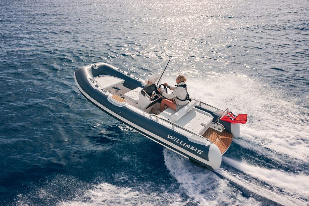 Unlock the Advantages of Efficient and Dependable Jet Tenders for Yachting